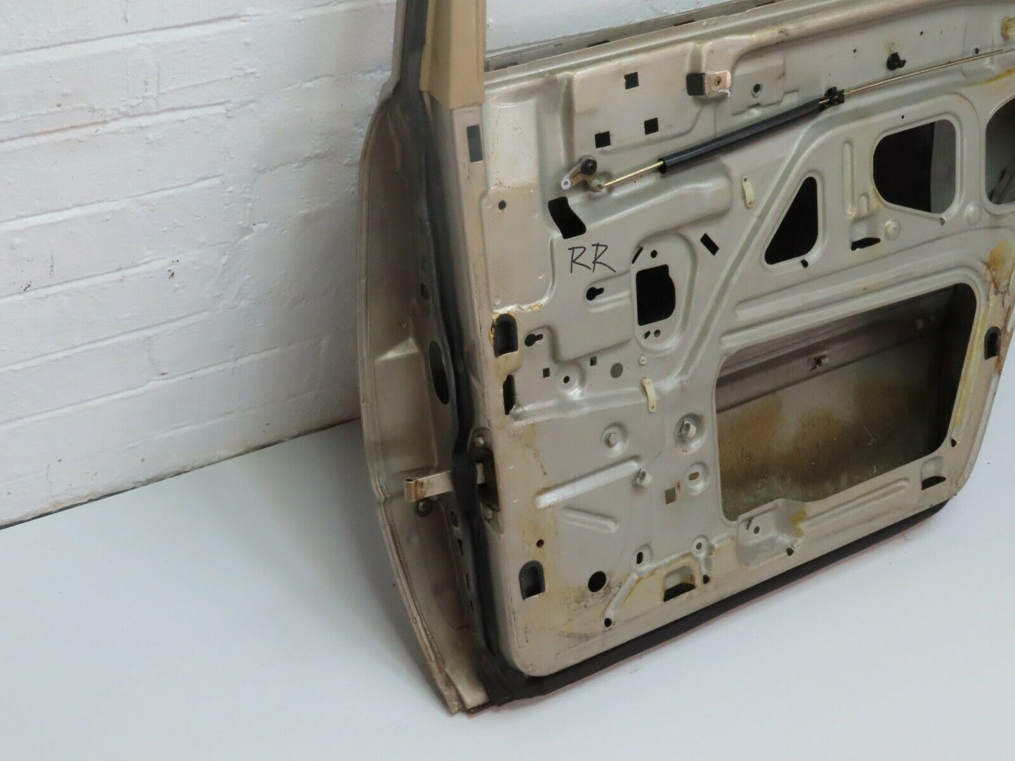 5418 Mercedes-Benz W124 230E Rear Right Door