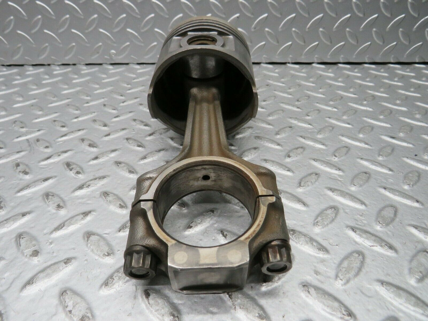 22206 Mercedes-Benz S123 280TE Piston With Connecting Rod 85.975 mm