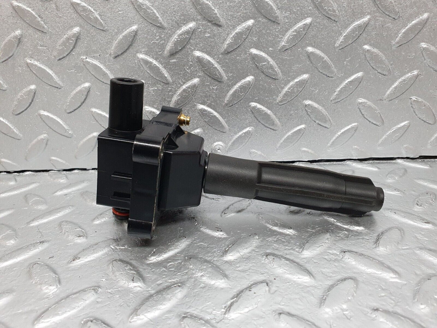41915 Mercedes-Benz W202 C200 Ignition Coil 319089447