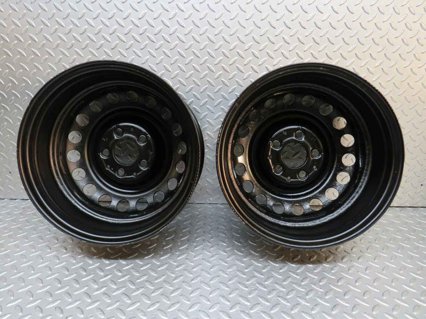 39528 Mercedes-Benz Steel Wheel Set 6Jx15H2 ET49 1244000602