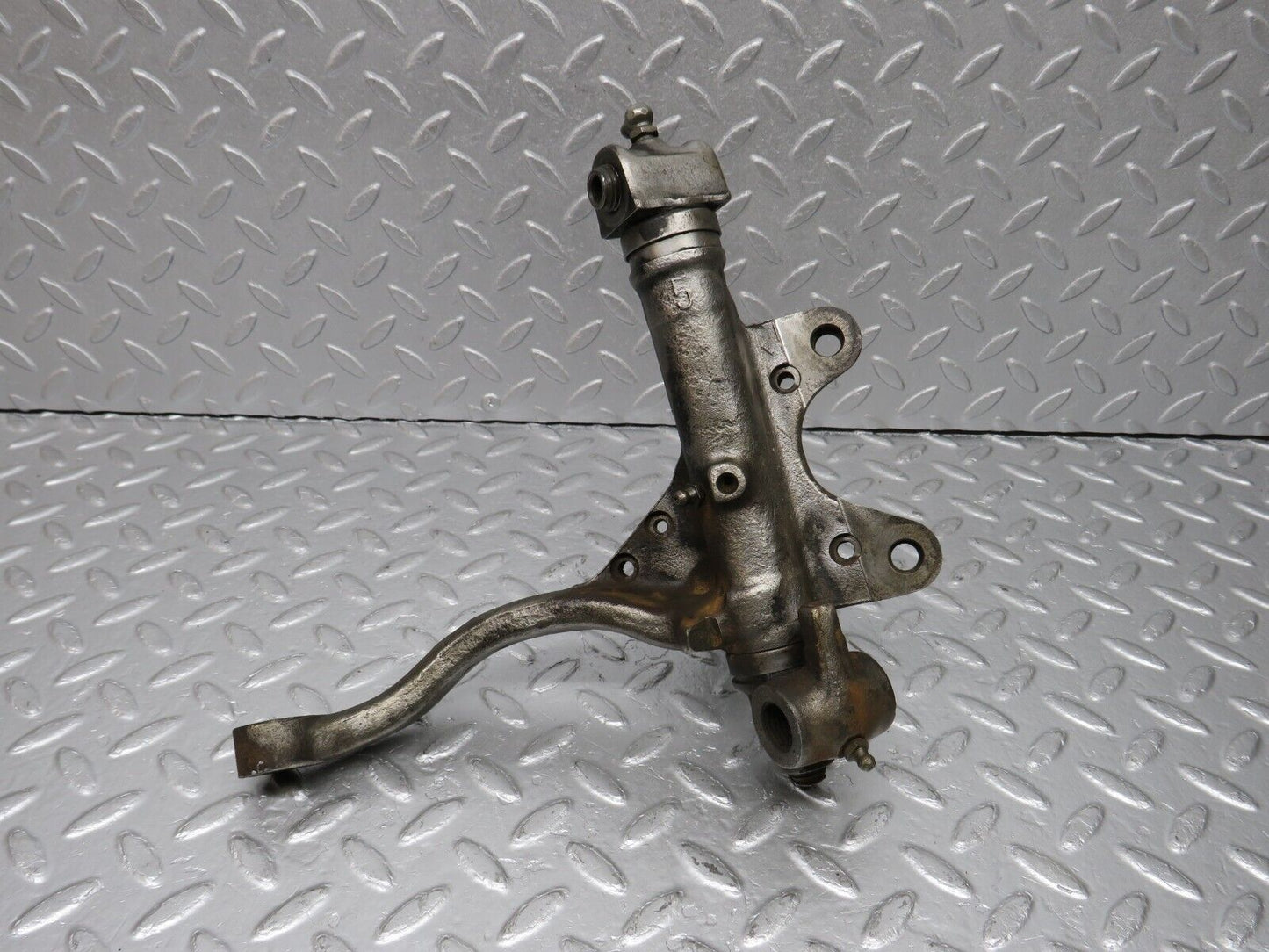 40395 Mercedes-Benz W110 230 Front Left Steering Knuckle
