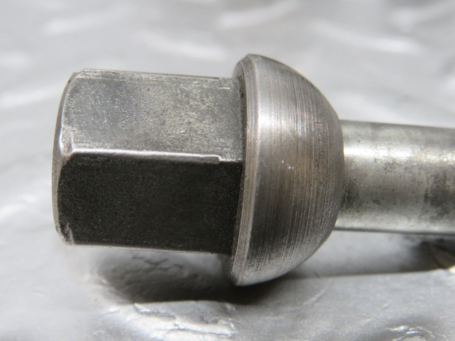 40157 Mercedes-Benz 5x Alloy Wheel Lug Bolt M12x1.5