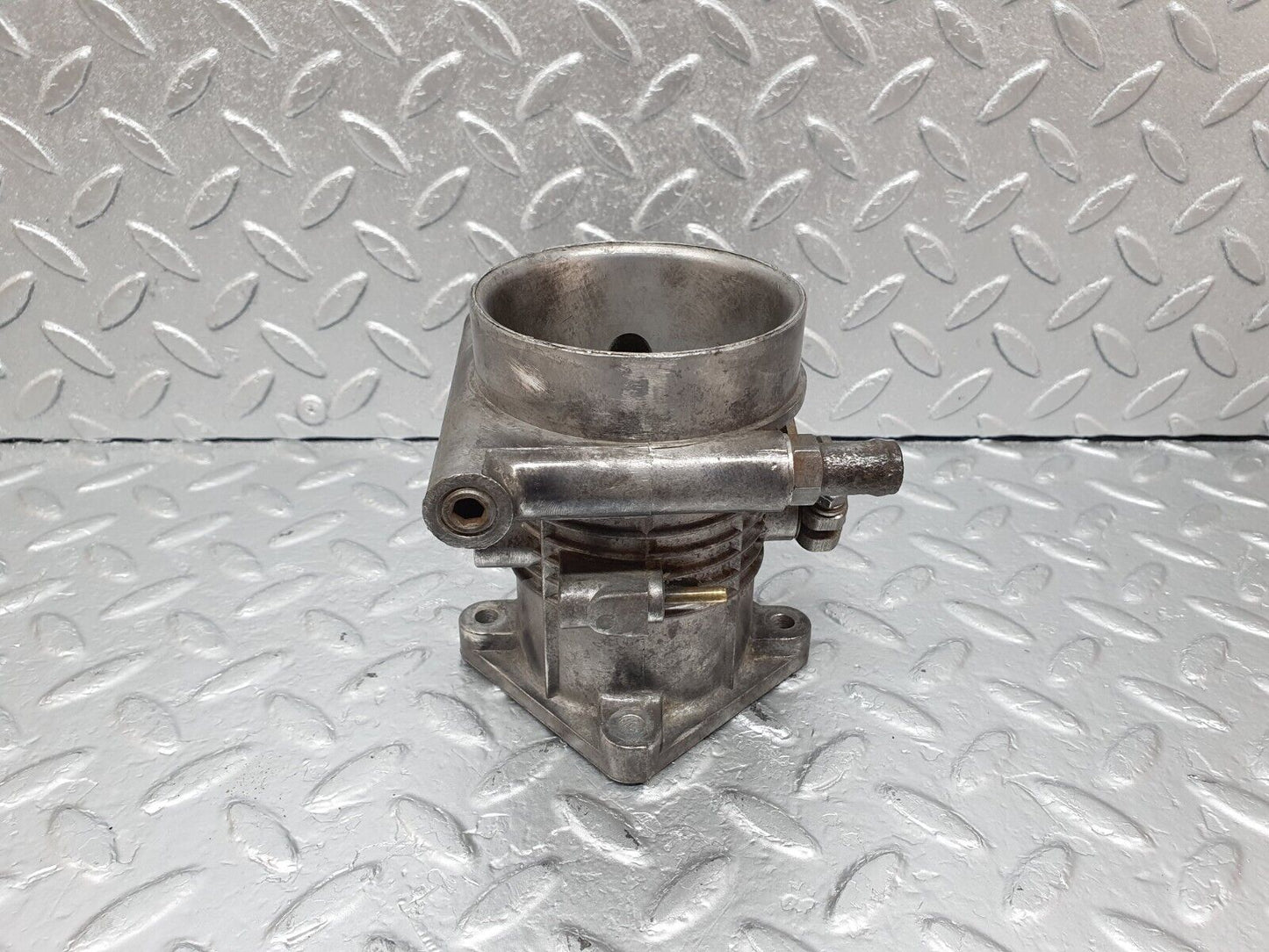 43347 Mercedes-Benz W108 280SE Throttle Body Valve