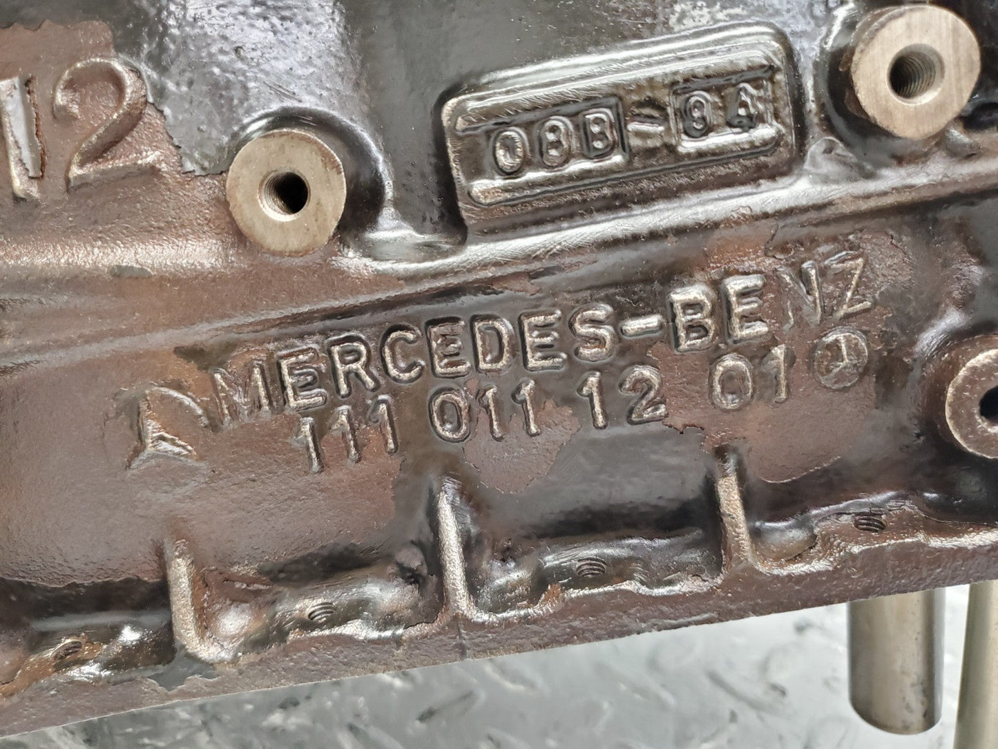 W124 Wagon engine block used OEM