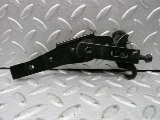 21788 Mercedes-Benz W126 300SE Handbrake Regulator
