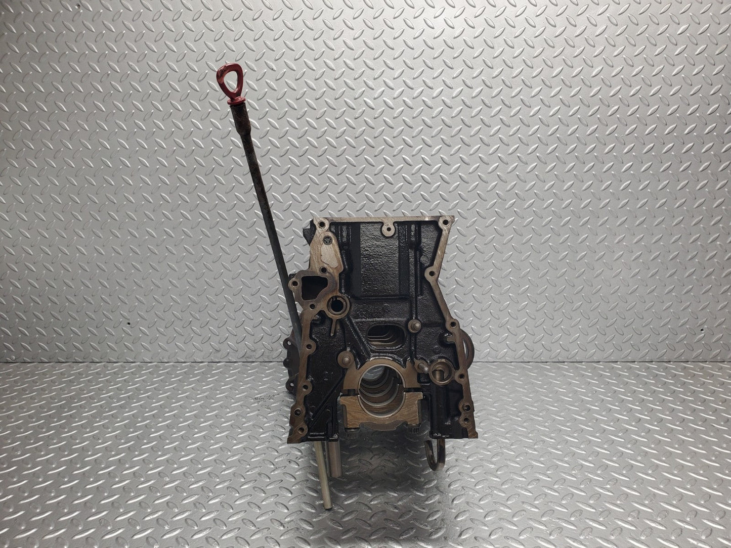 W124 Wagon engine block used OEM