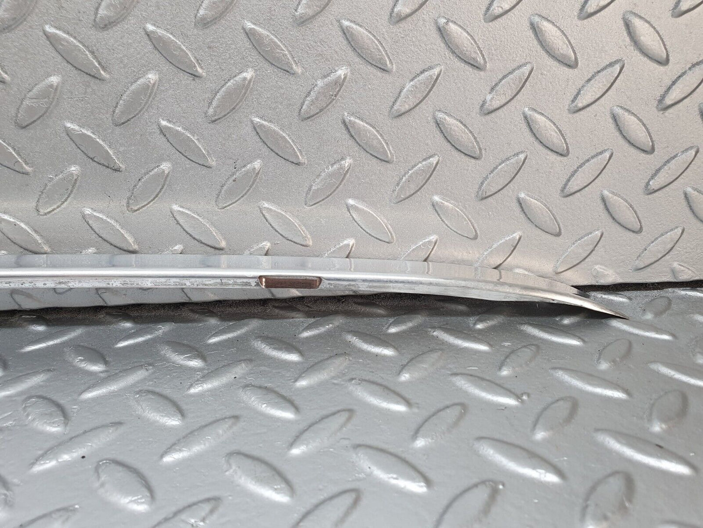 43047 Mercedes-Benz R107 Hardtop Roof Chrome Left Side