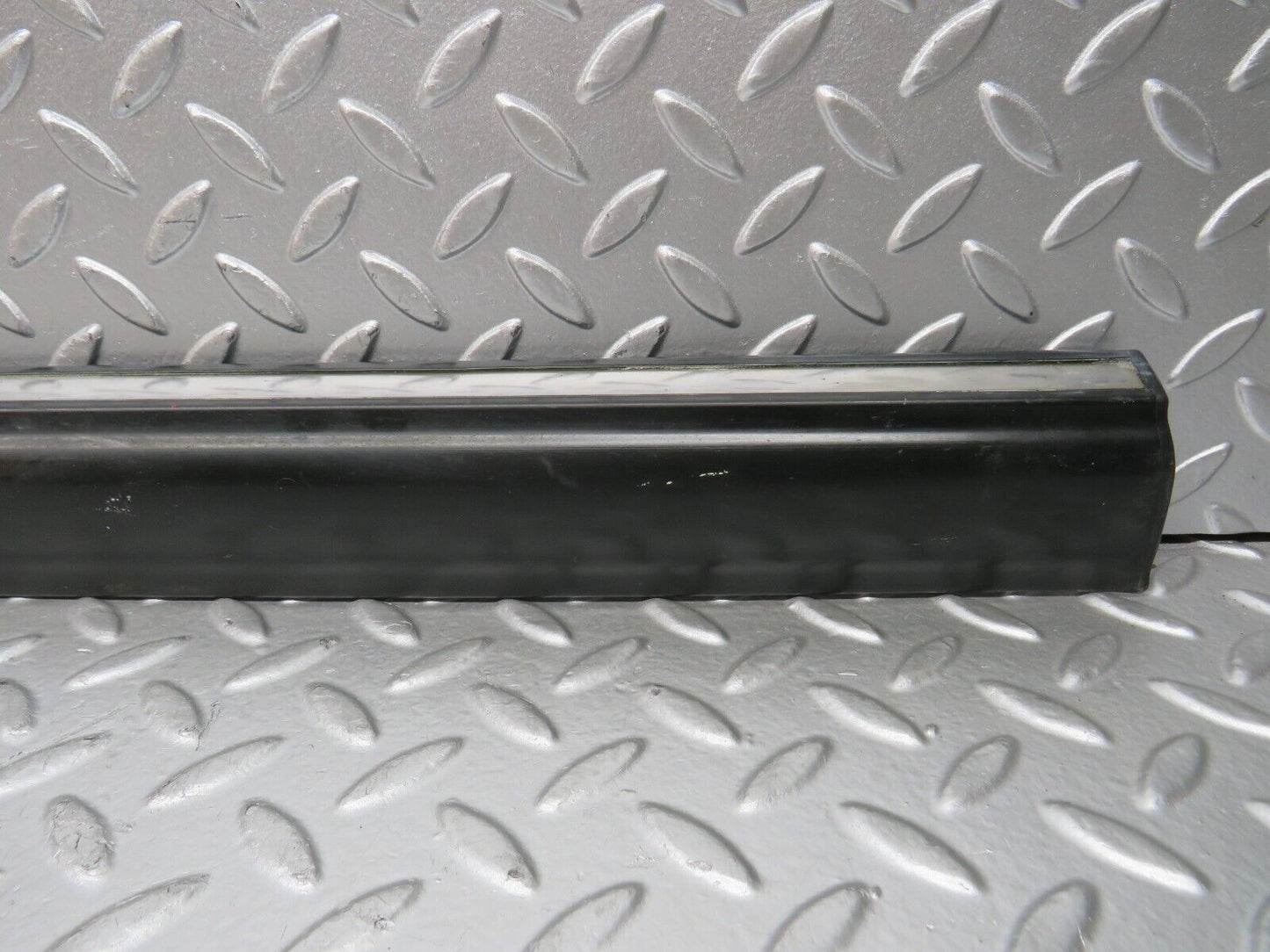28615 Mercedes-Benz W123 280E Front Left Door Lower Moulding Trim