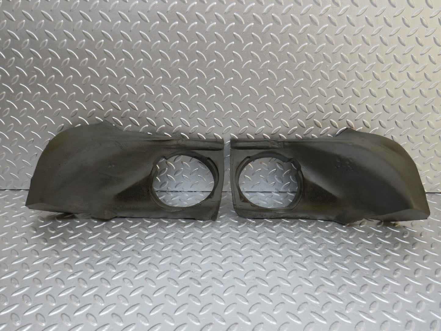 29264 Mercedes-Benz W124 230E Parcel Shelf Speaker Insulation 1246820410
