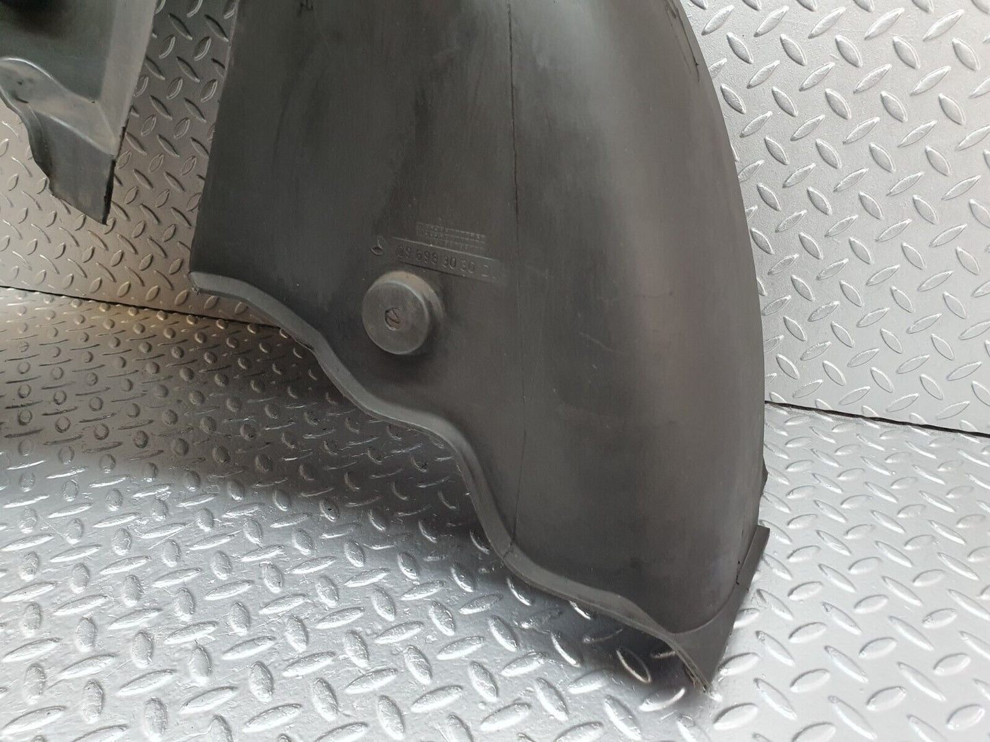 42570 Mercedes-Benz R129 320SL Coupe Rear Right Inner Fender Wheel Arch Lining 1296983030