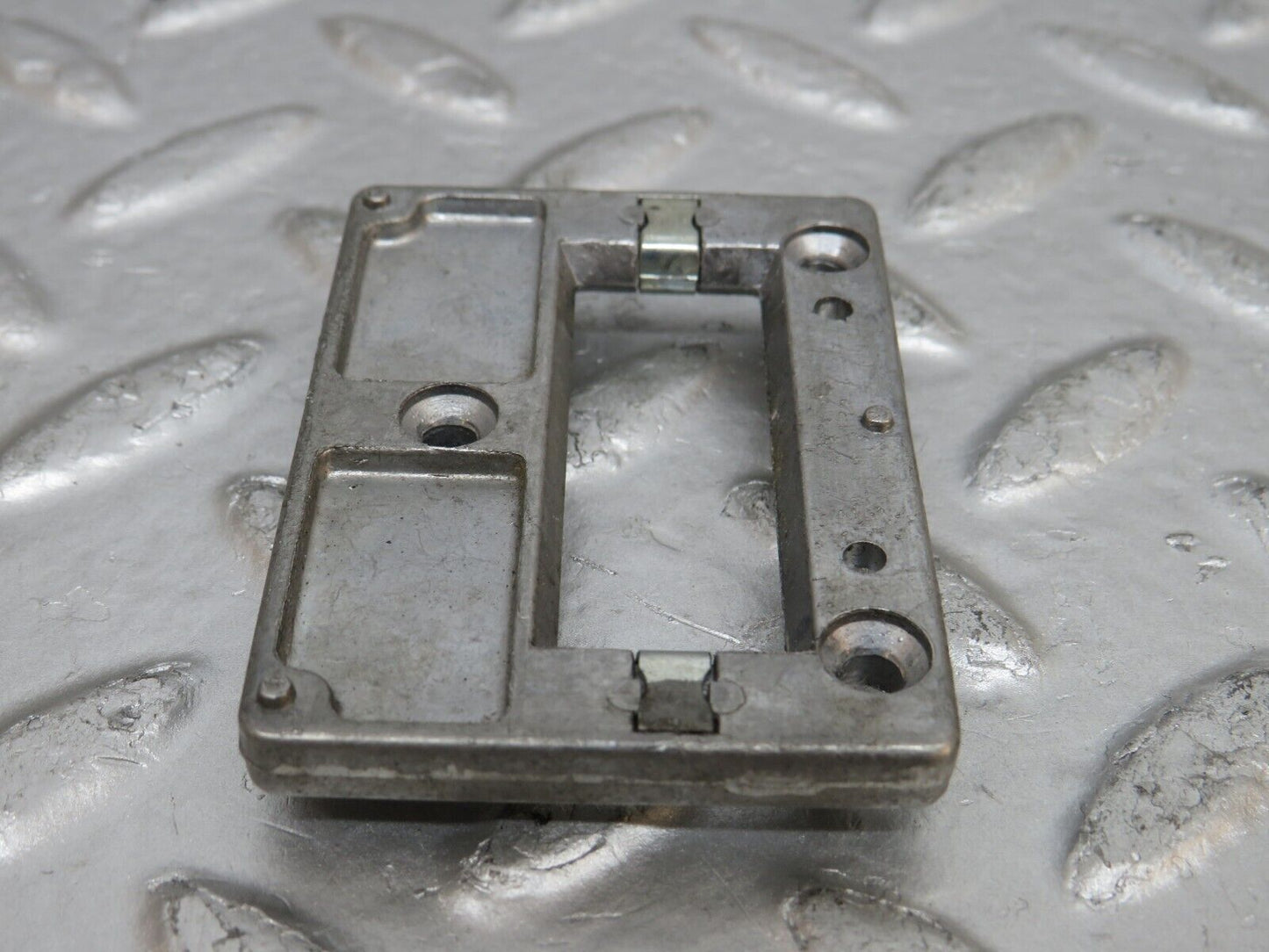 29325 Mercedes-Benz W124 230E Rear View Mirror Bracket