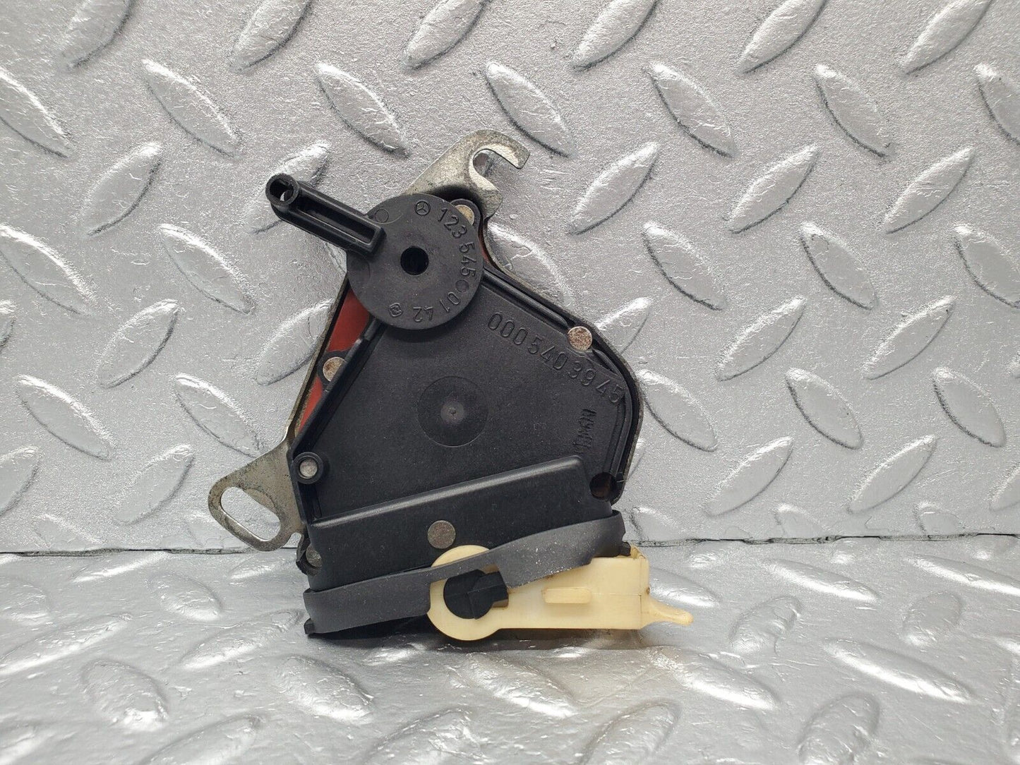 46307 Mercedes-Benz W124 280E Reverse Light Switch 0005403945 1235450142