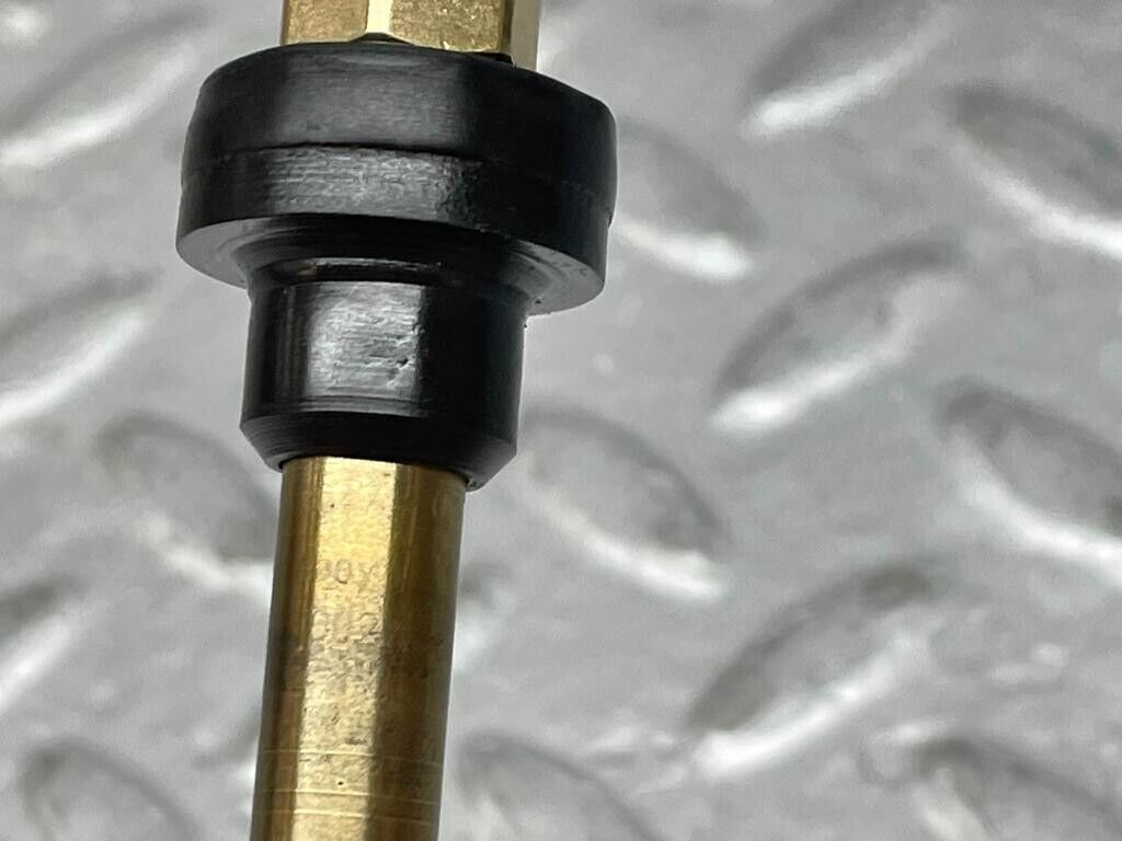 36703 Mercedes-Benz W201 190E Fuel Injector 0437502047