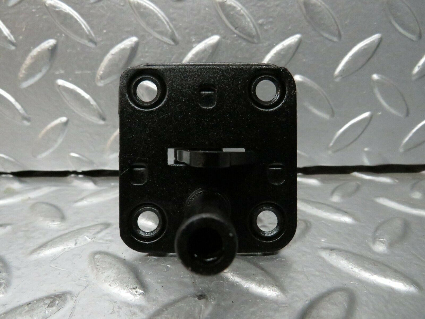 23838 Mercedes-Benz C107 450SLC Coupe Bonnet Lock Catch