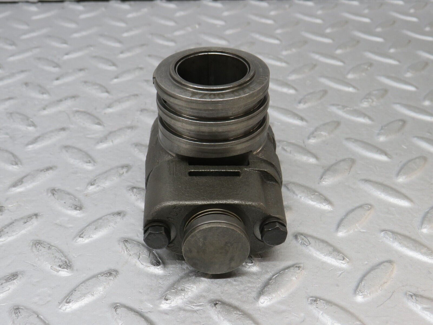 36431 Mercedes-Benz R107 450SL Automatic Gearbox Governor 1092700074 1152771305