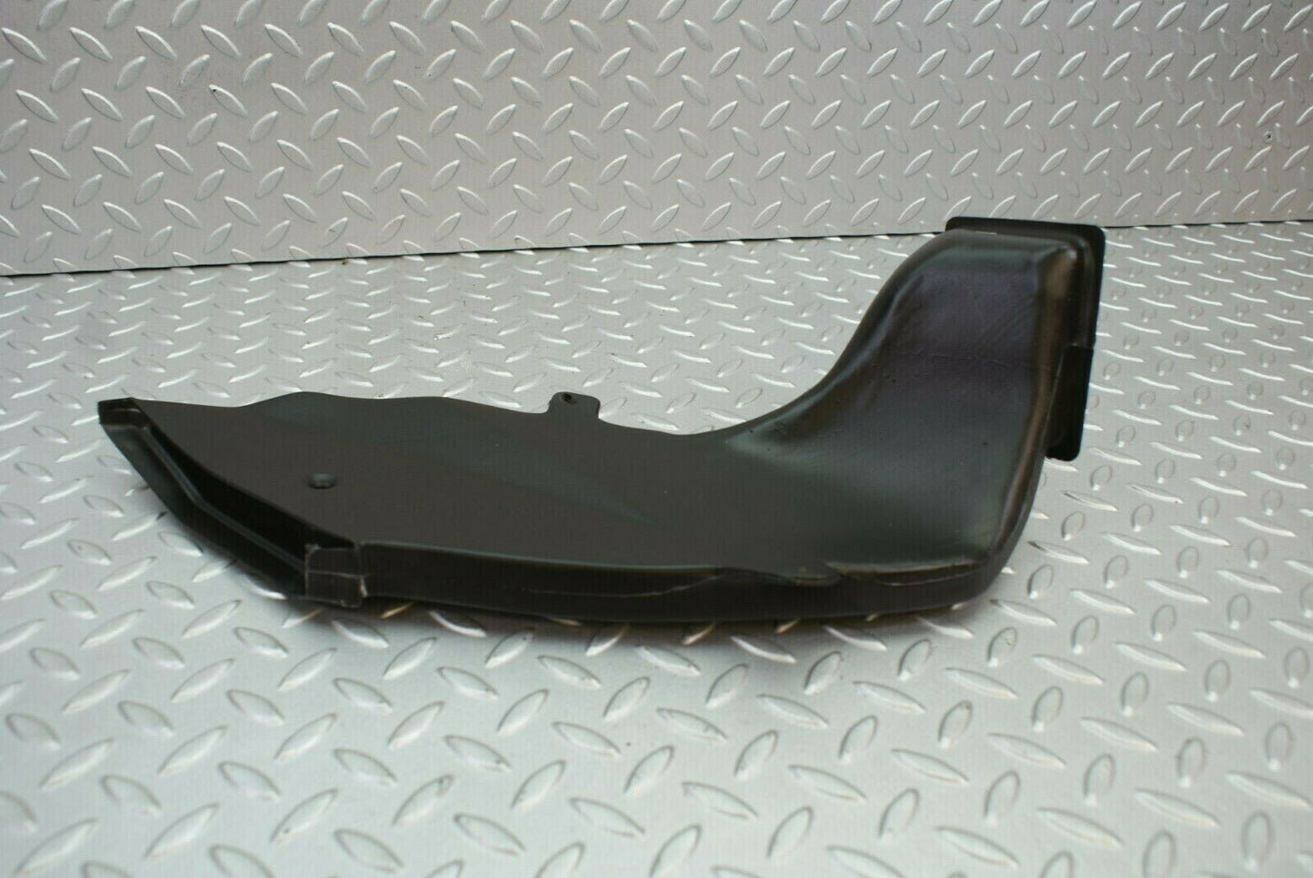 2557 Mercedes-Benz W116 350SE Ventilation Air Duct Right 1168310146