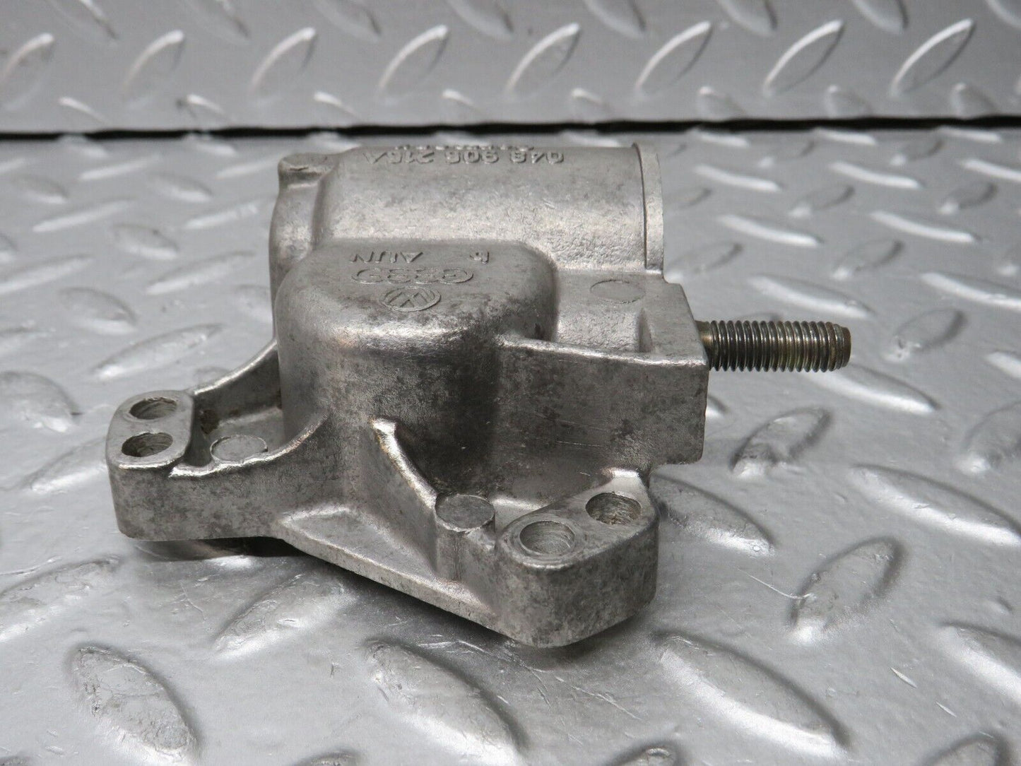 30119 Porsche 924 Distributor Drive Housing 048905215