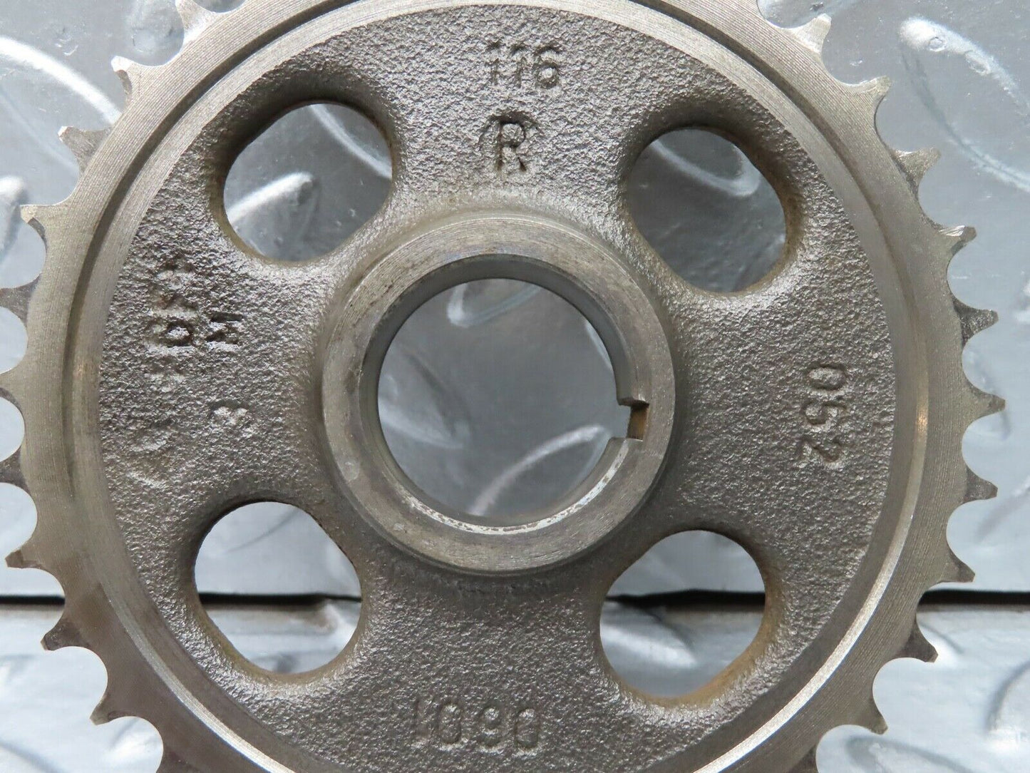 20626 Mercedes-Benz R107 450SL Camshaft Timing Gear 1160520601
