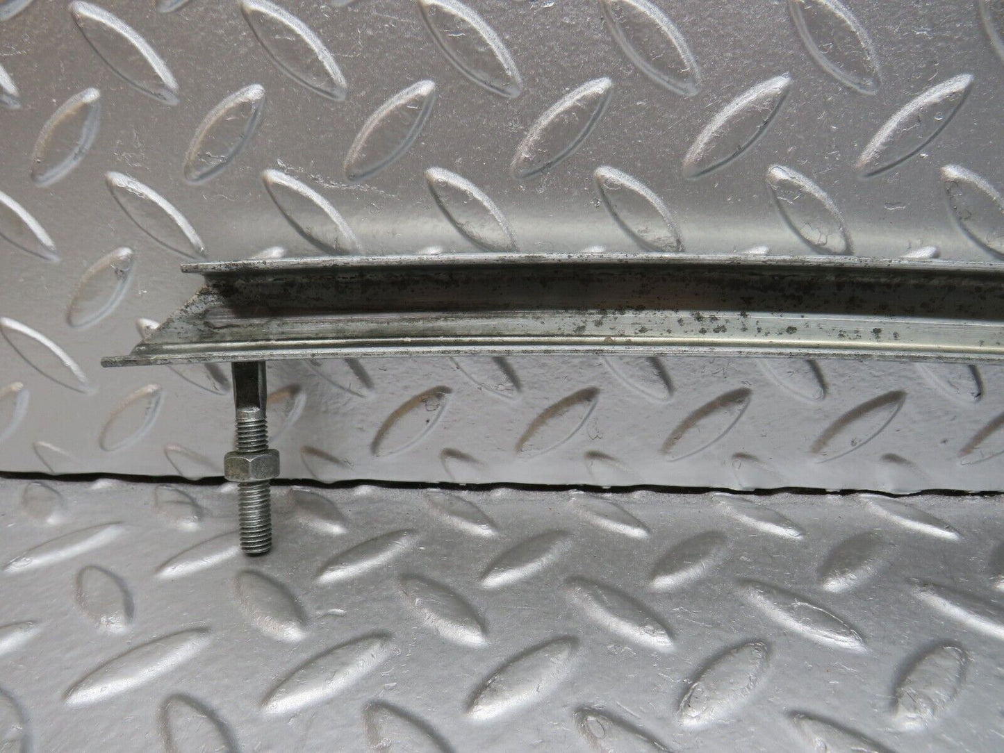 0702 Mercedes-Benz C107 350SLC Coupe Door Window Channel Front Left