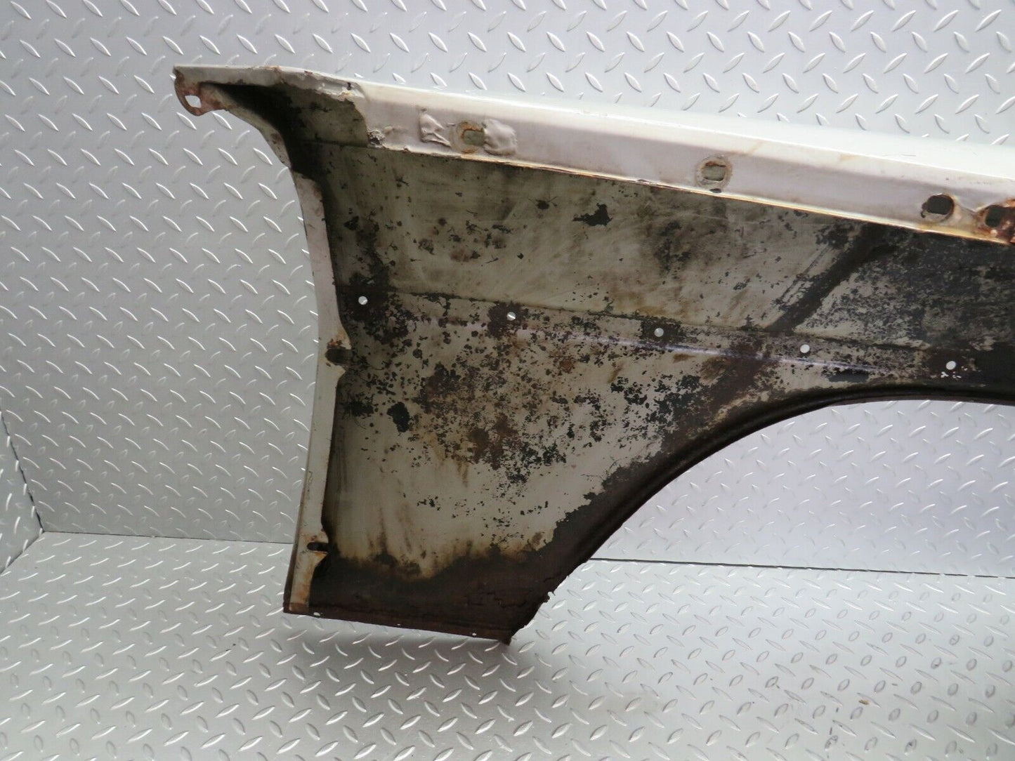 24484 Mercedes-Benz W108 Front Left Wing Fender