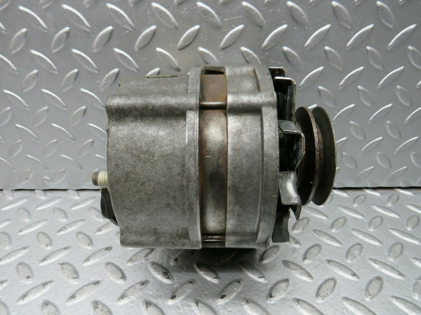 22202 Mercedes-Benz S123 280TE Wagon Alternator Generator 0986032300