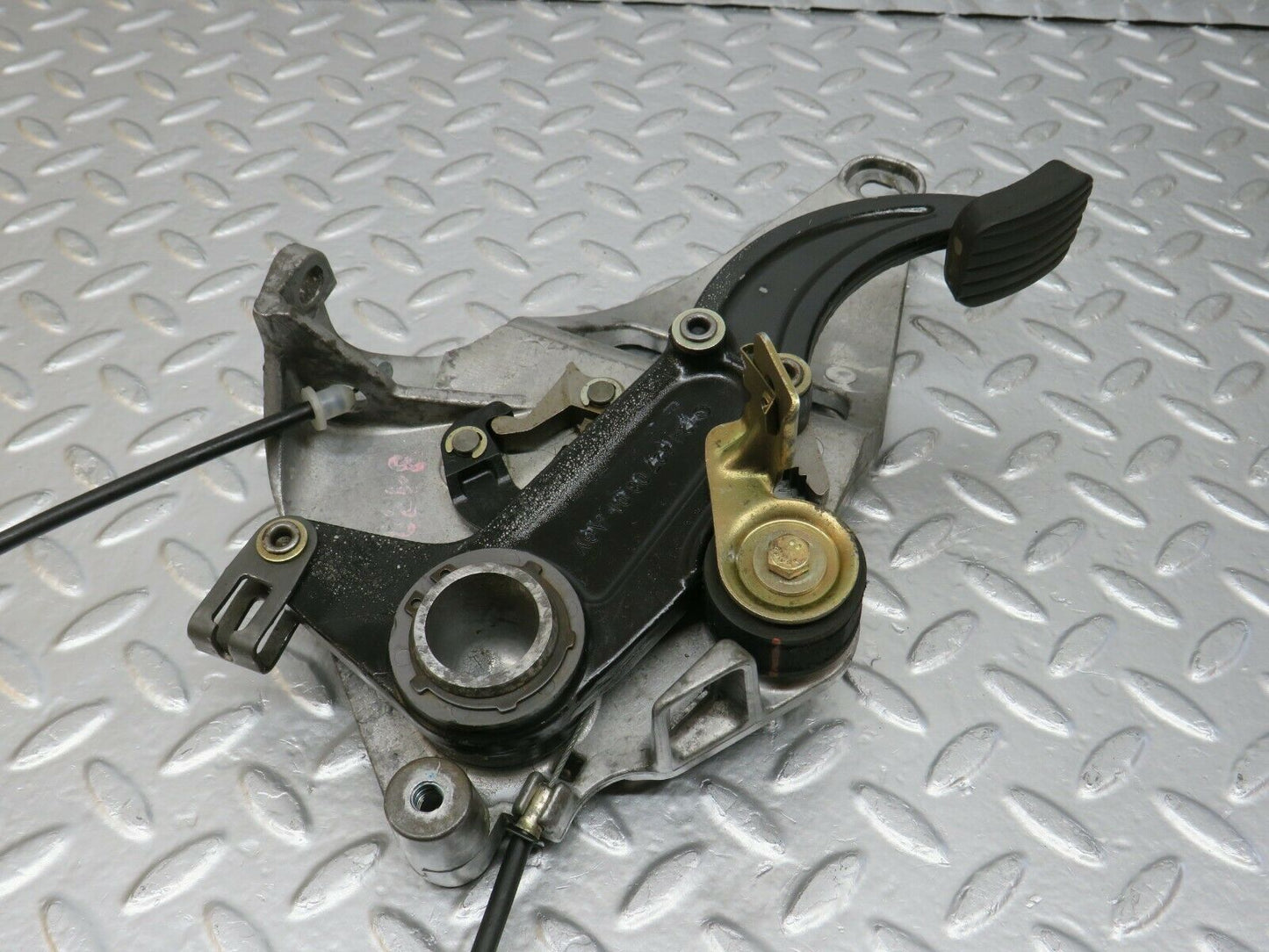 24405 Mercedes-Benz S124 220TE Wagon Parking Brake Pedal 1244270801
