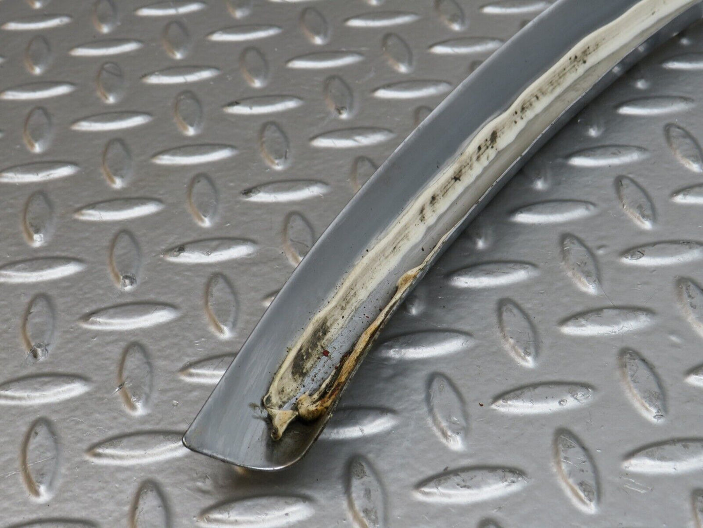 28180 Mercedes-Benz W123 280E Wheel Arch Chrome Fender Trim Front Left