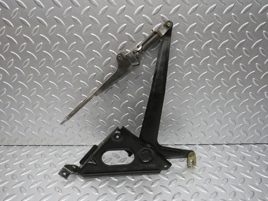 31101 Mercedes-Benz W123 200D Handbrake Regulator