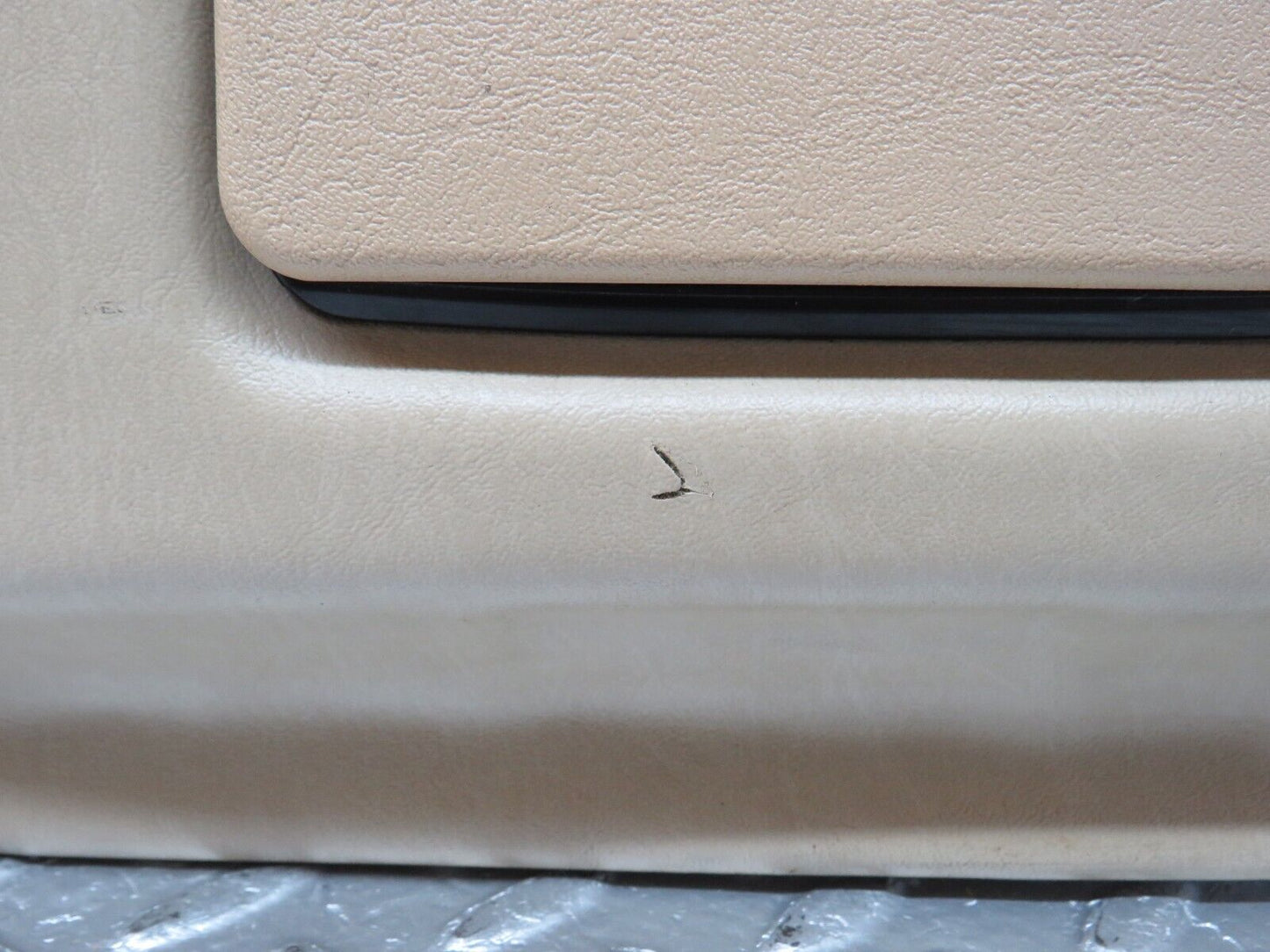 33924 Mercedes-Benz W124 260E Rear Left Door Card 1247370170