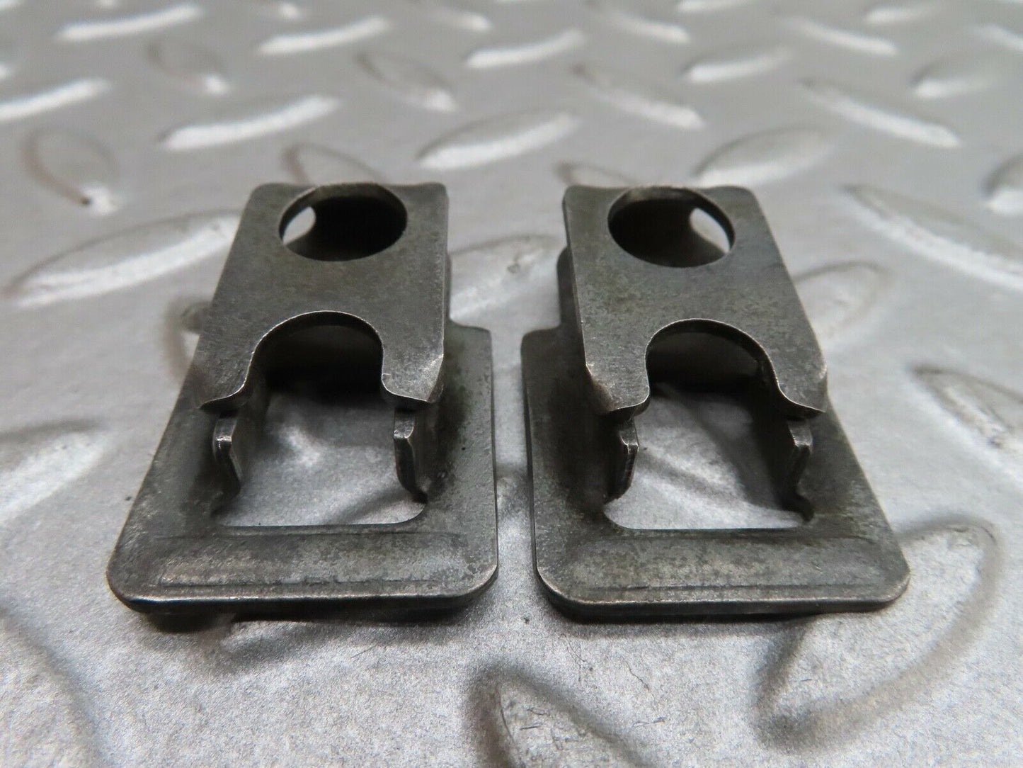 17507 Mercedes-Benz R129 300SL Coupe Fuel Injector Bracket Holder