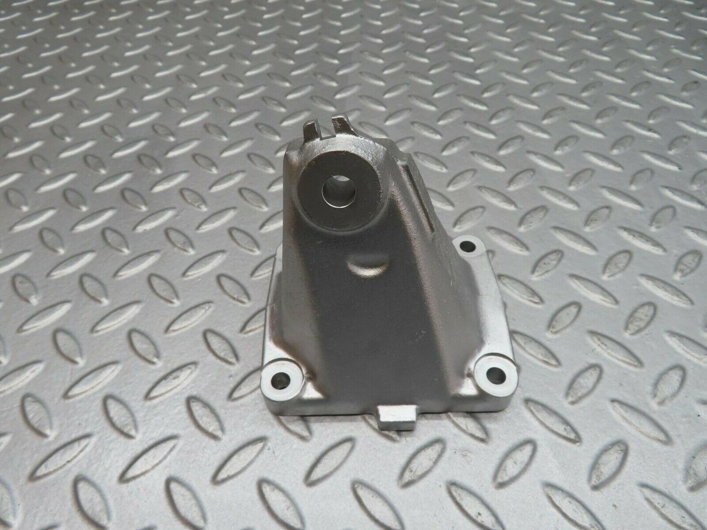 12179 Mercedes-Benz R129 300SL Coupe Engine Mount Bracket Right Side 1042230504