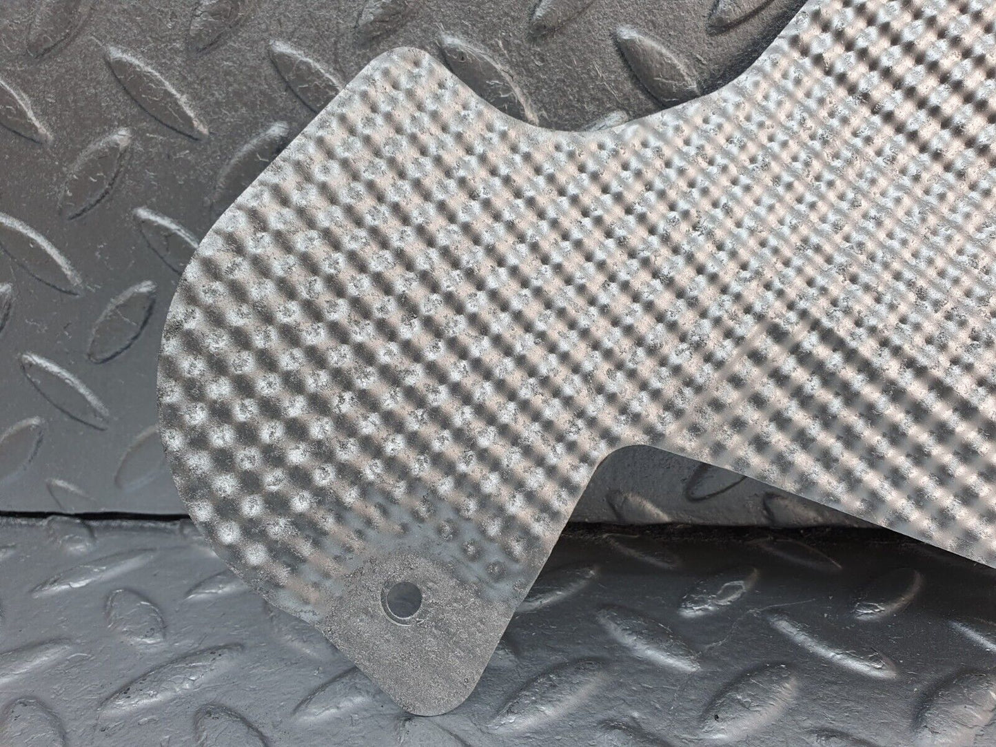 41892 Mercedes-Benz W202 C200 Exhaust Heat Shield