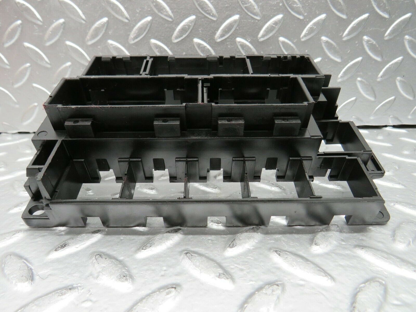 22595 Mercedes-Benz C124 E220 Coupe Fuse Relay Holder Bracket 1245450140
