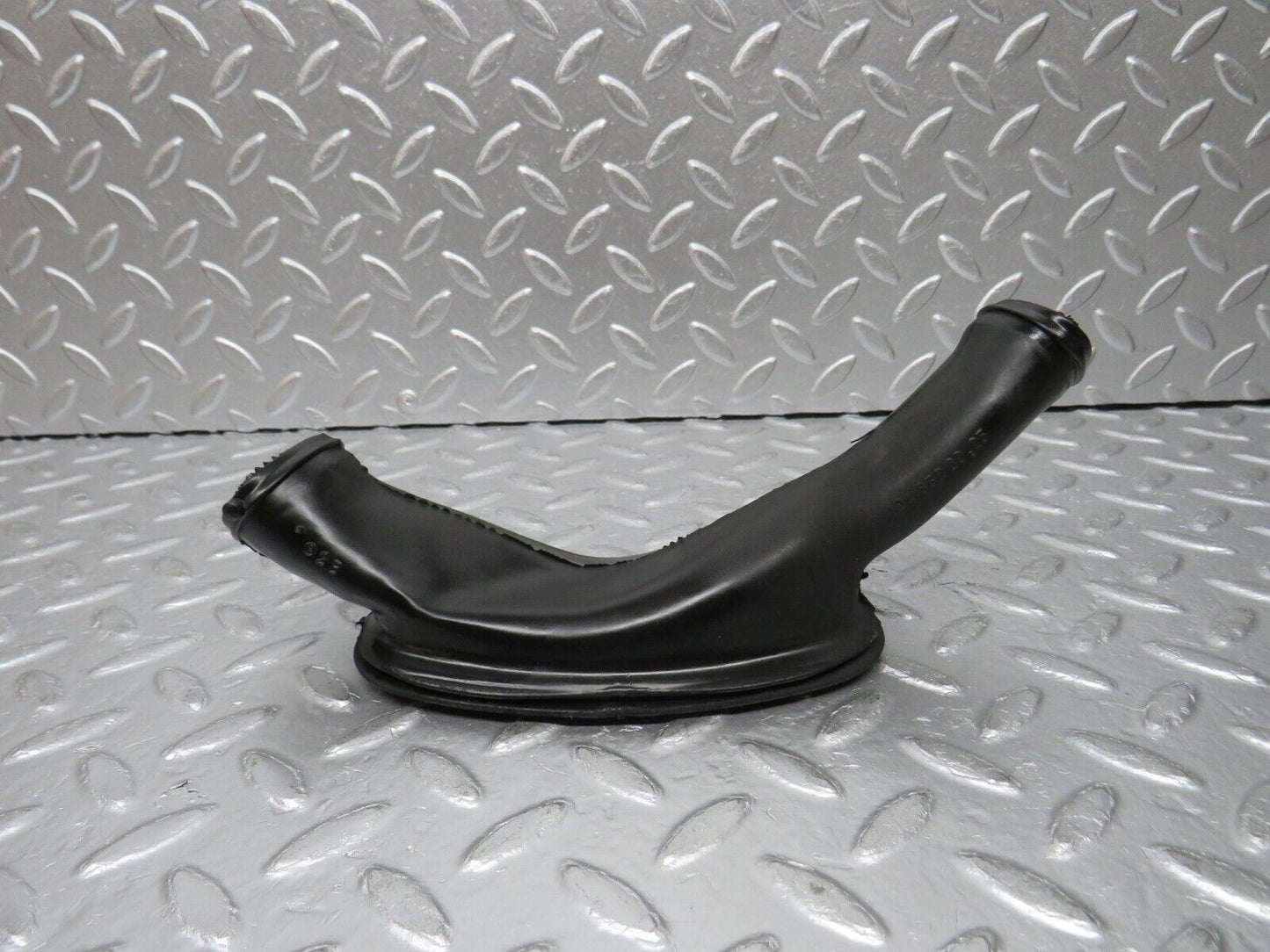 30413 Mercedes-Benz W124 230E Heater Water Drain 1248320025