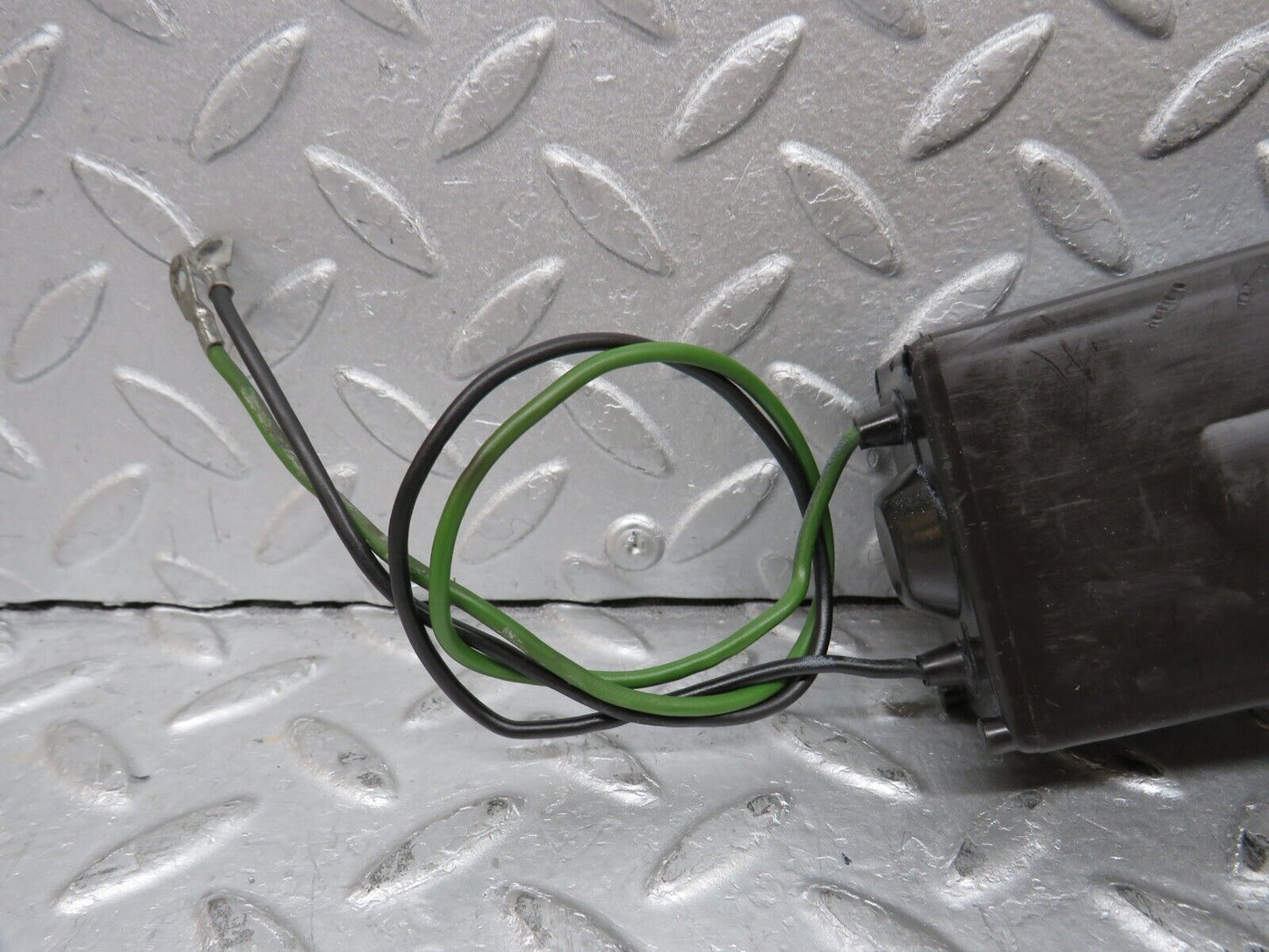 37419 Mercedes-Benz W109 300SEL Rear Right Window Regulator Motor Bosch 0132001102