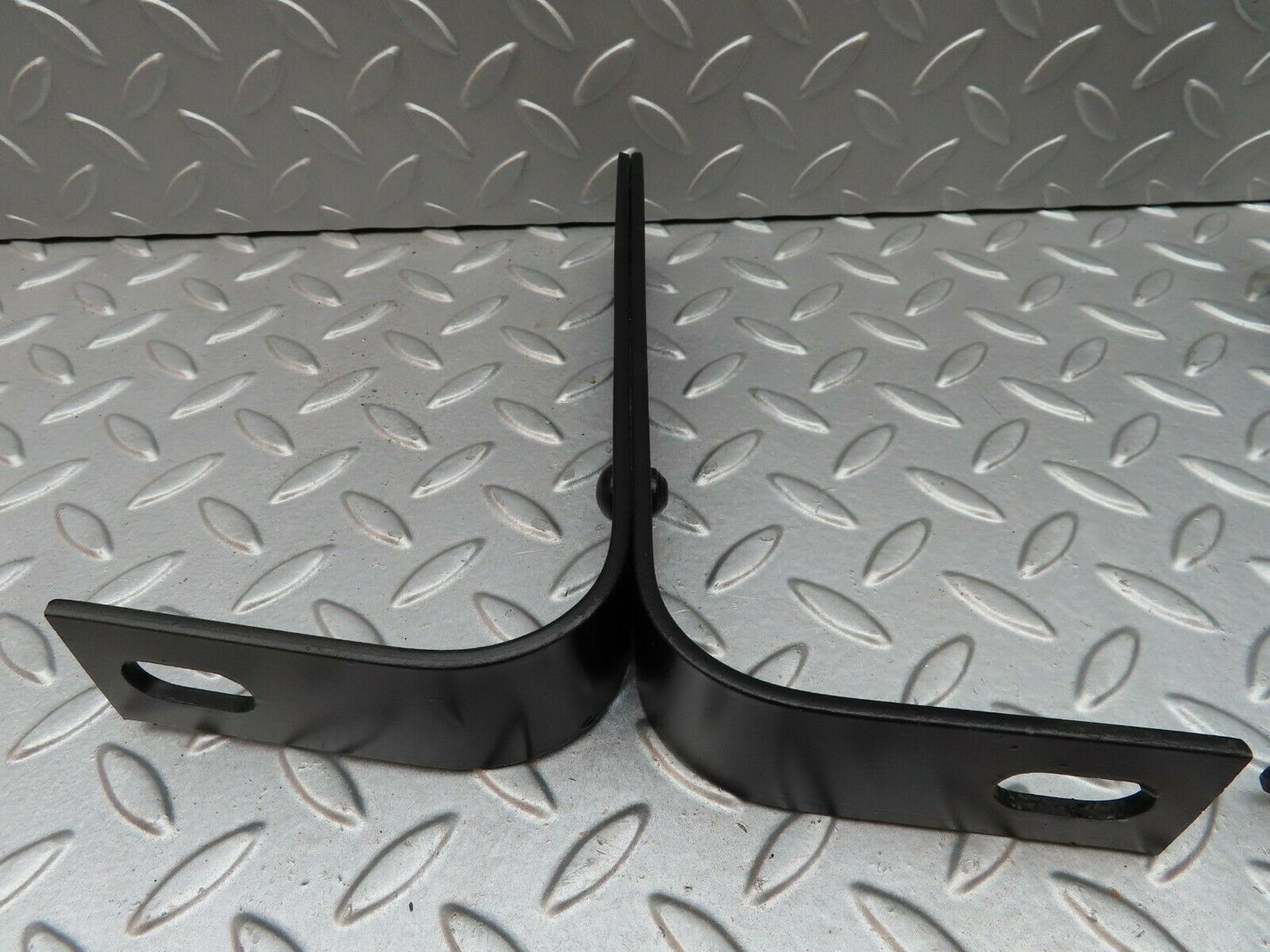 3443 Mercedes-Benz W115 220D Front Bumper Bracket Pair