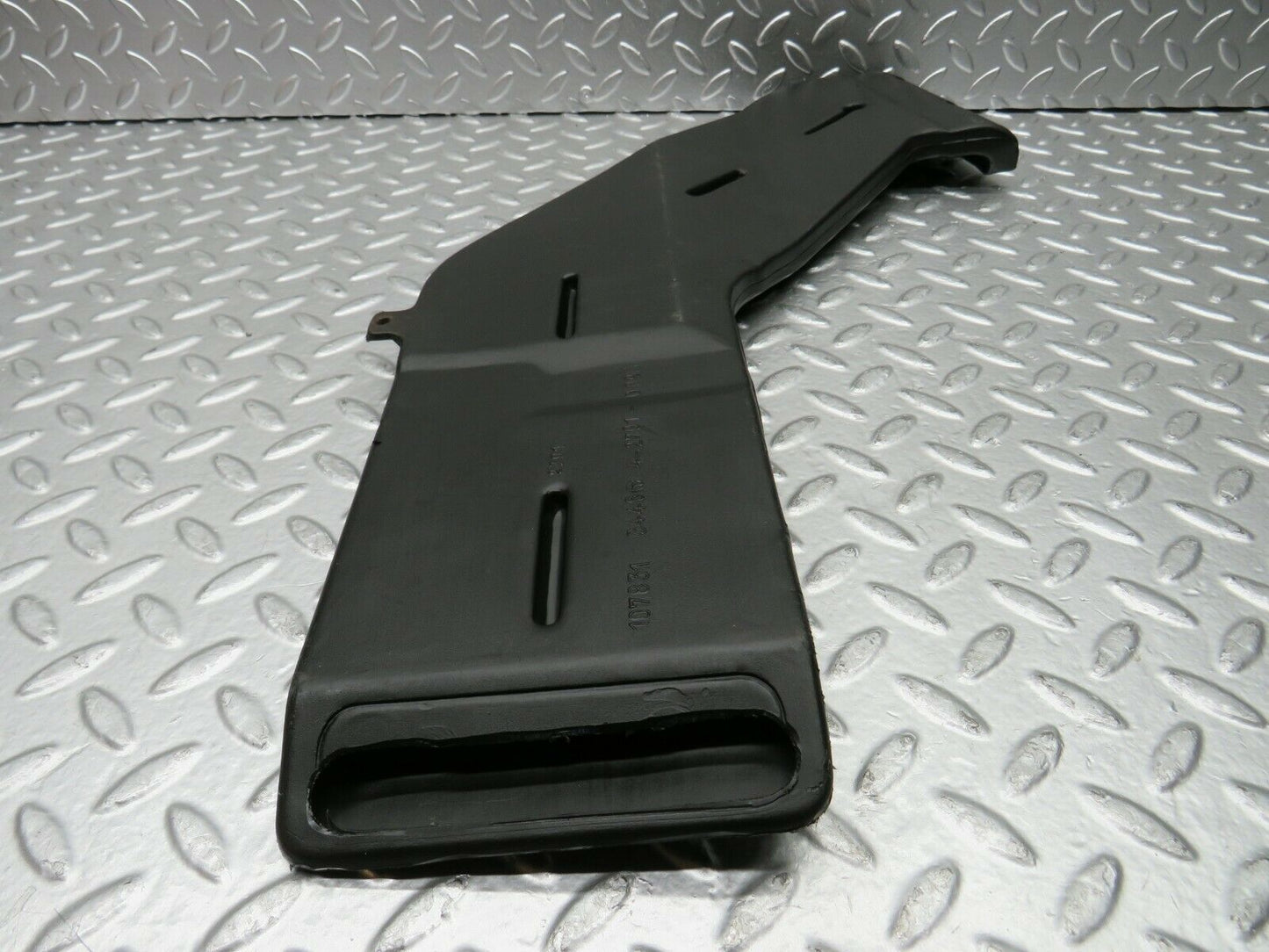 22689 Mercedes-Benz C107 450SLC Coupe Air Duct Vent Right Side 1078310446