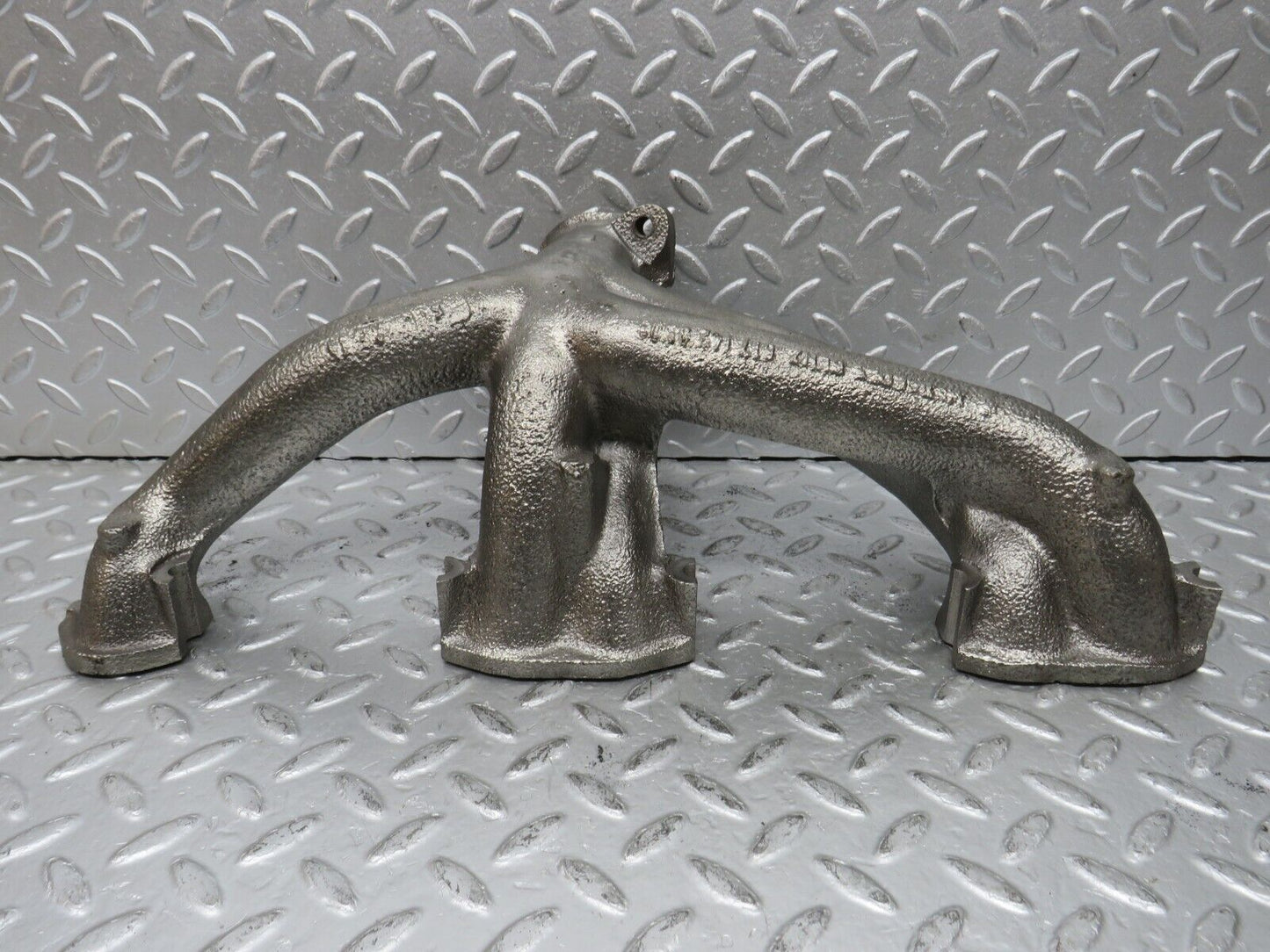 32884 Mercedes-Benz W123 300D Exhaust Manifold 6171420201