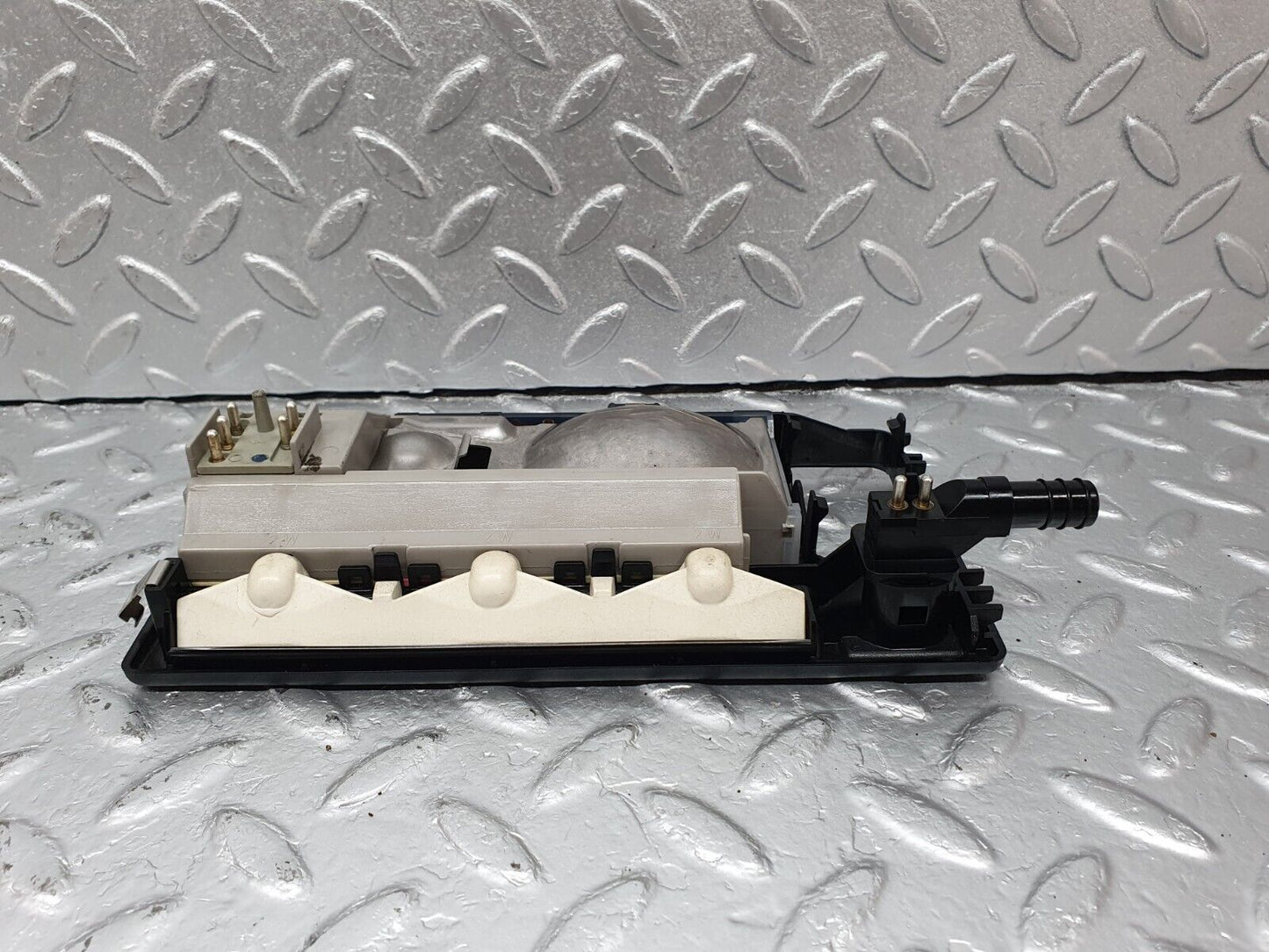 41610 Mercedes-Benz W124 200E Interior Dome Light No Sunroof Switch 1248201001