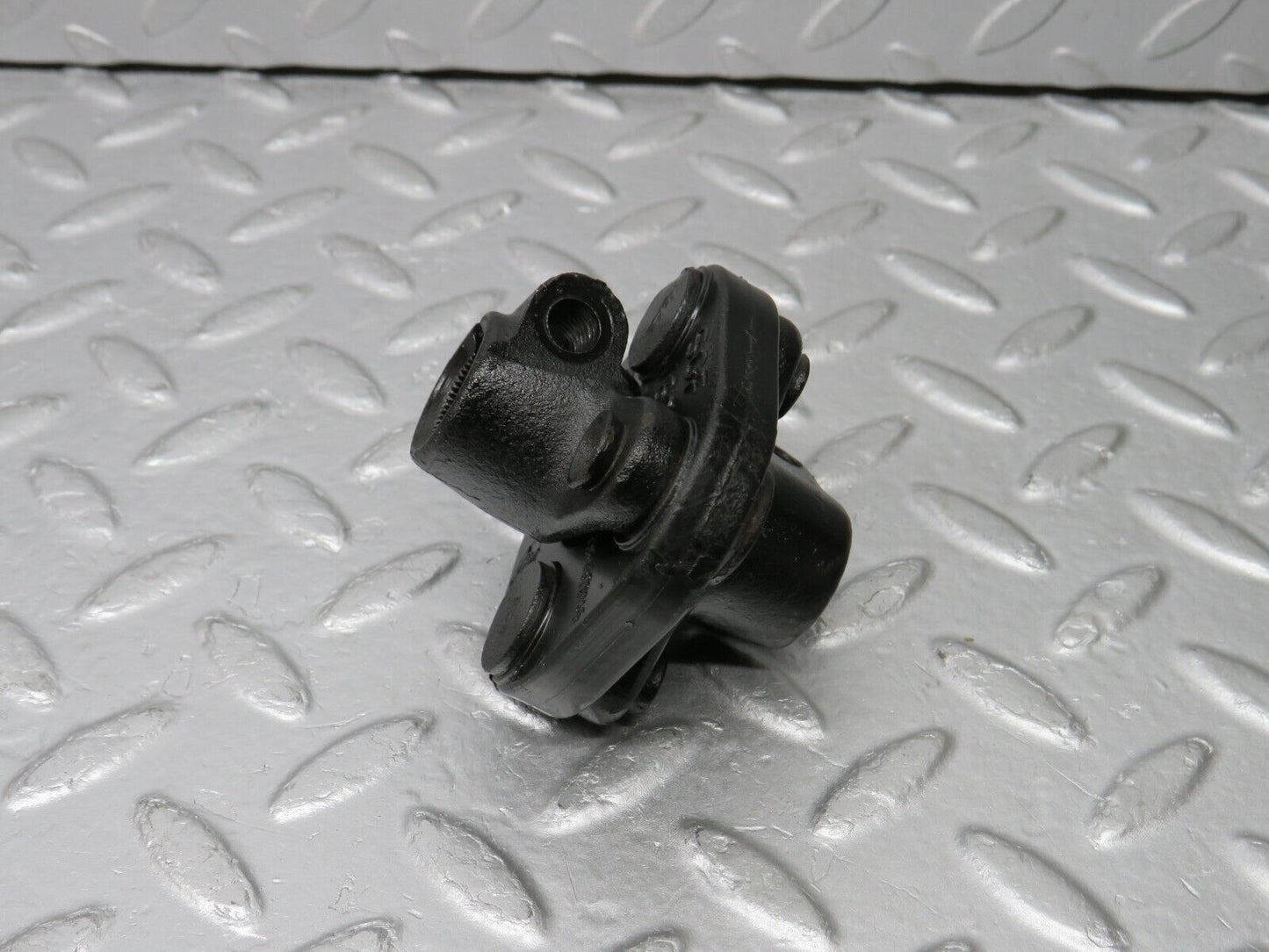38794 Mercedes-Benz W201 190E 2.6L Steering Column Lower Shaft Connector 1264620146