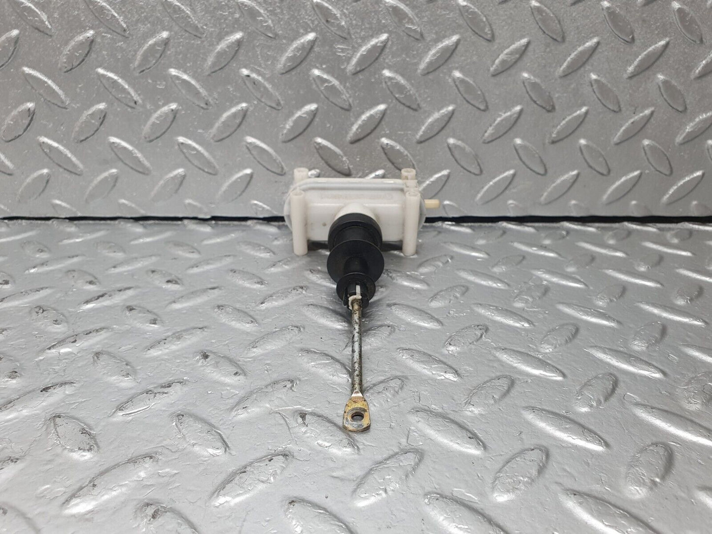 42774 Mercedes-Benz W201 190 2.0L Rear Left Door Lock Vacuum Actuator