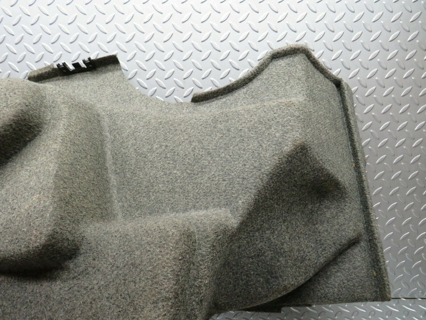 22395 Mercedes-Benz C124 E220 Coupe Trunk Boot Cover Panel Right Side