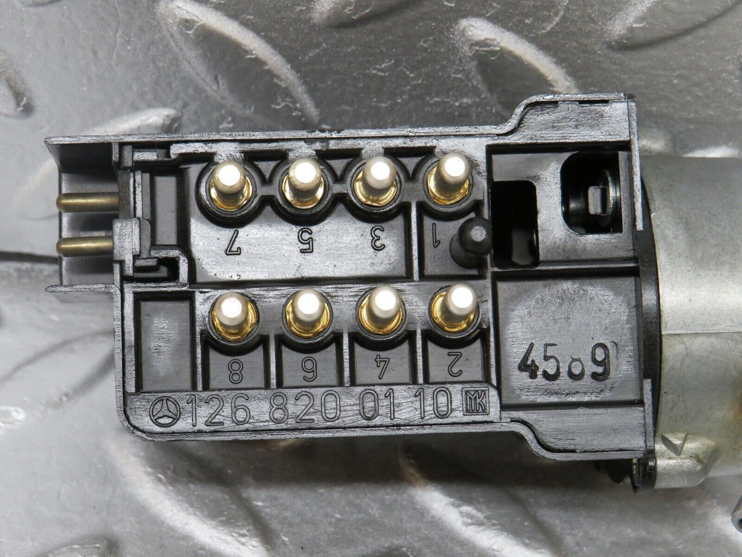 36133 Mercedes-Benz W126 420SE Heater Control Switch 1268200110