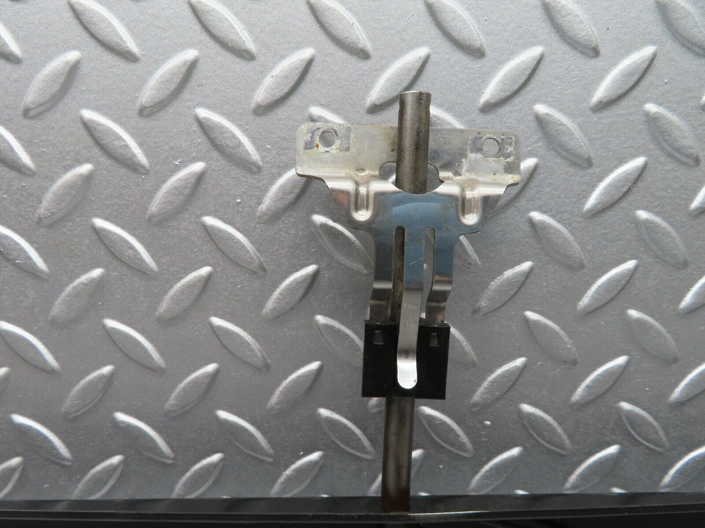17015 Mercedes-Benz C123 280CE Coupe Power Sunroof Mechanism