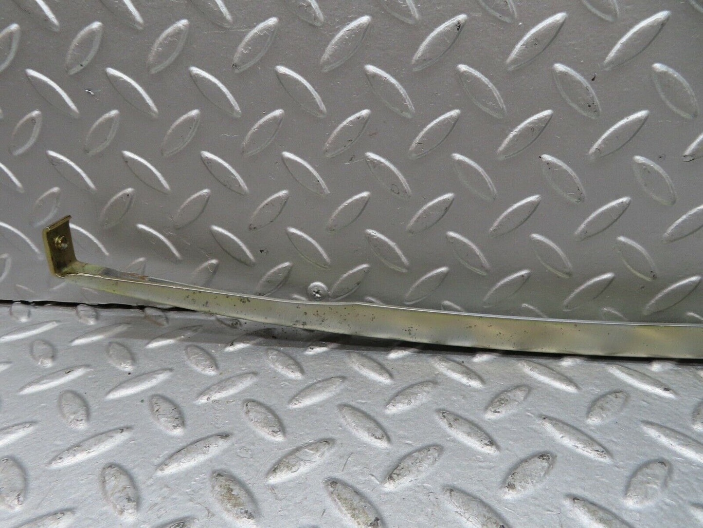 17160 Mercedes-Benz R129 300SL Coupe Left Door Rear Window Channel