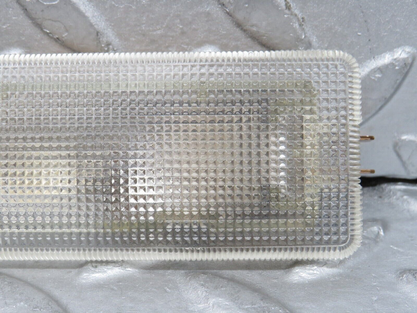 37747 Mercedes-Benz A124 320E Cabriolet Rear Interior Dome Light 0018200601
