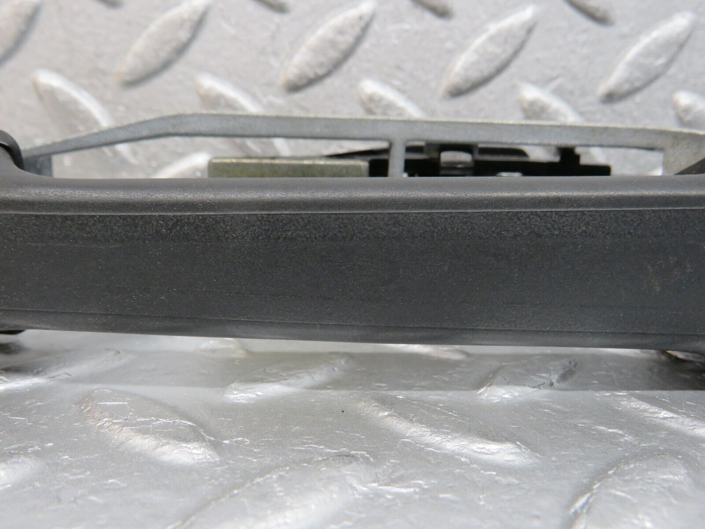 39769 Mercedes-Benz R129 320SL Coupe Left Door Exterior Handle