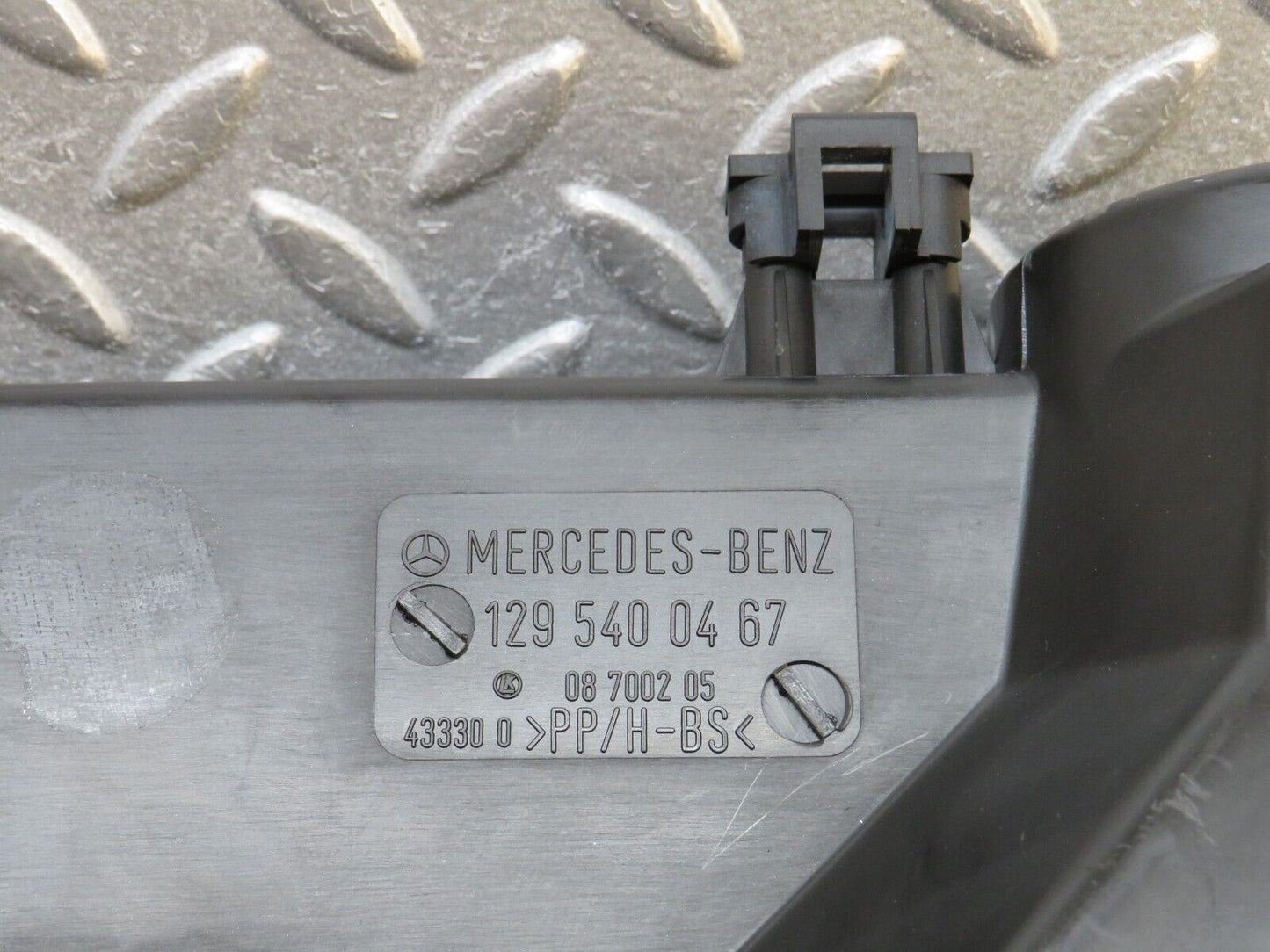 38250 Mercedes-Benz R129 280SL Coupe ECU Cover Housing 1295400467