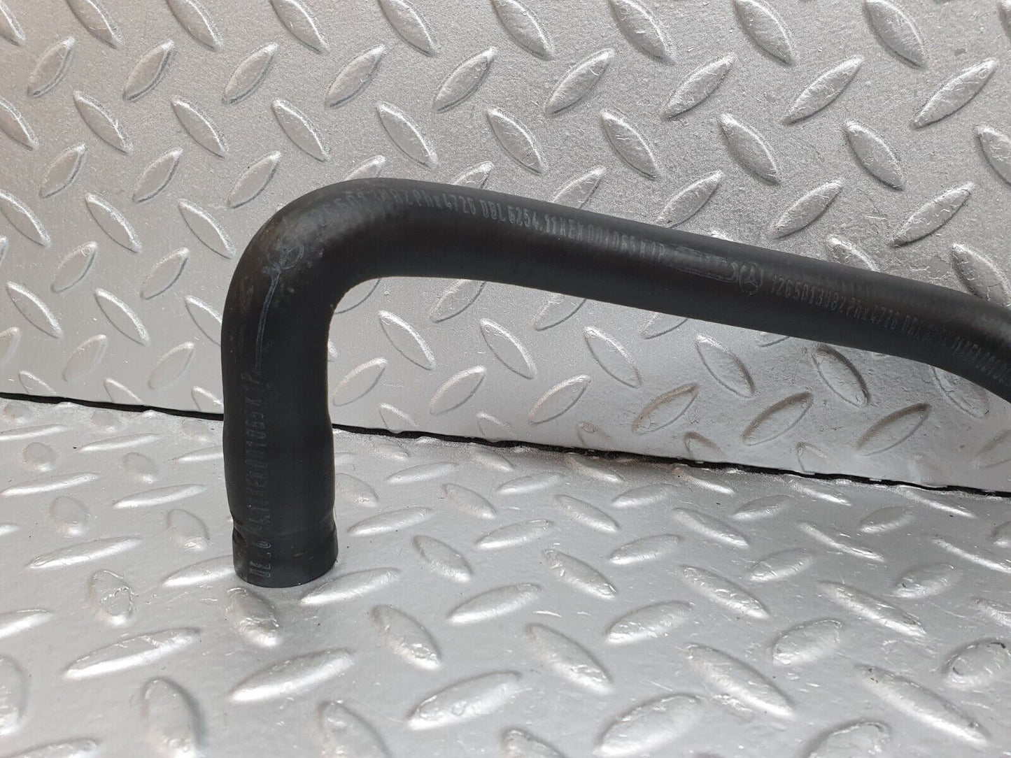 41173 Mercedes-Benz W126 300SE Heater Hose Pipe 12650113082