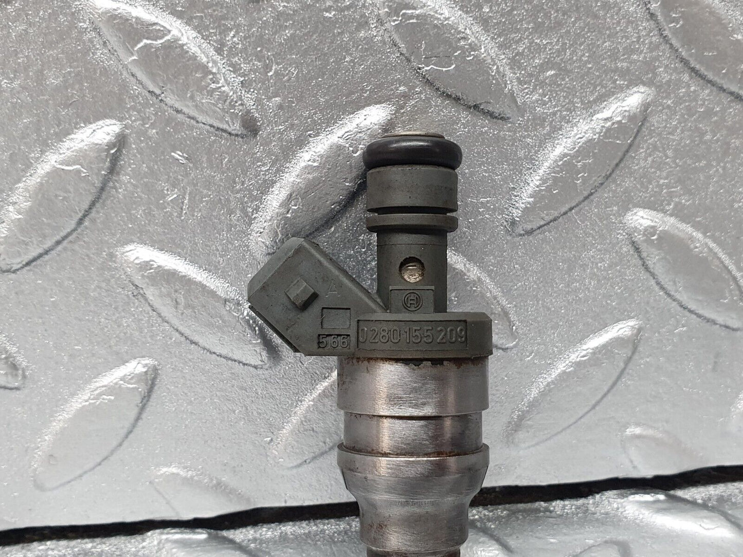 42369 Mercedes-Benz R129 320SL Coupe Fuel Injector Bosch 0000787323 0280155209